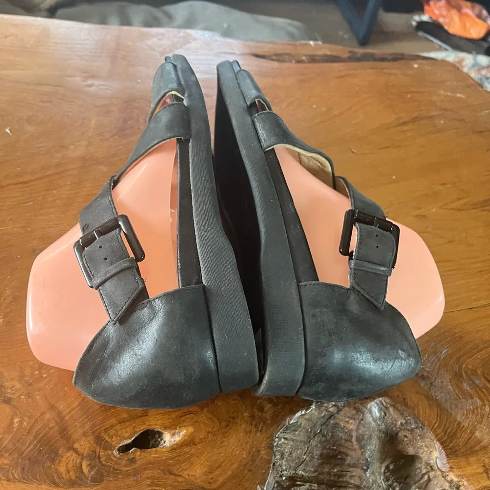 Naturalizer Elliot Black Leather Strappy Sandals – Size 8.5 Wide